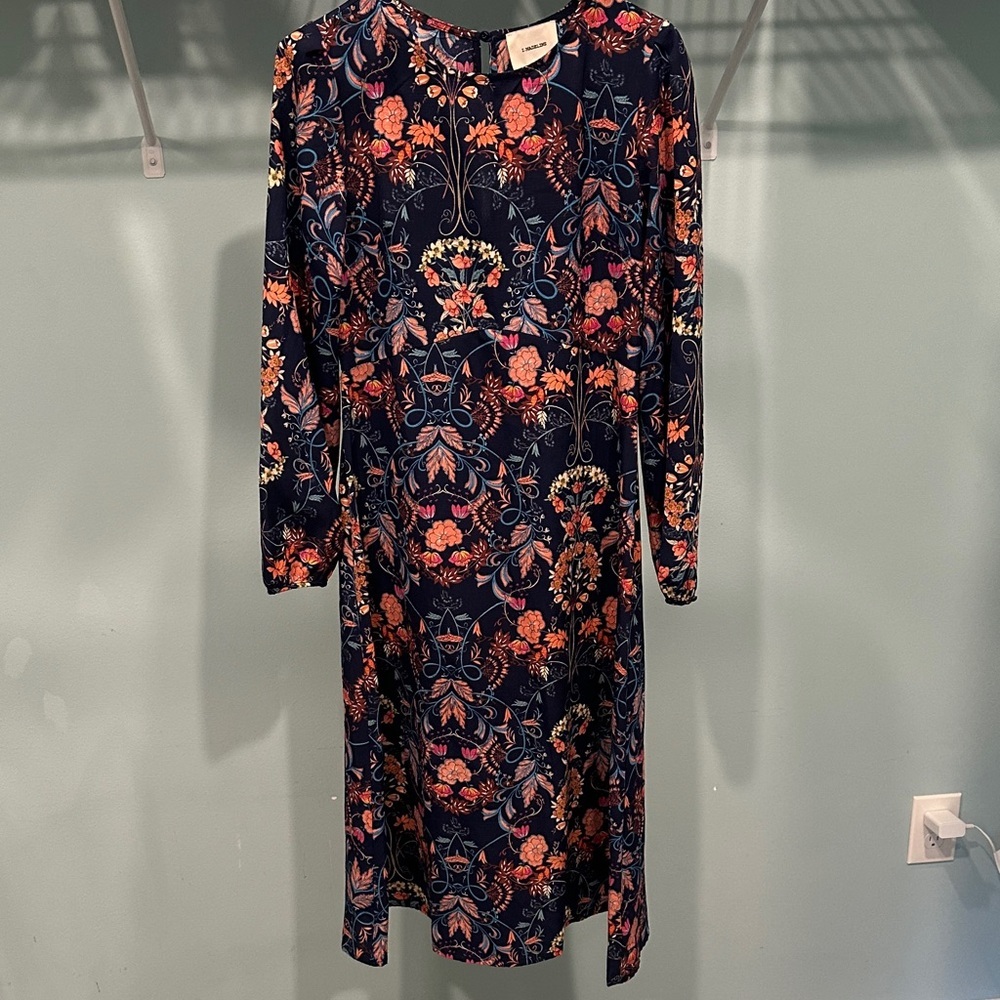 Floral Long Sleeve Dress - Picture 2 of 6